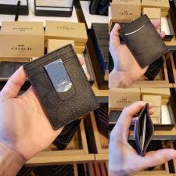 ⛔SOLD ELSEWHERE ⛔COACH 3-IN-1 CARD CASE SET - Picture 14 of 14